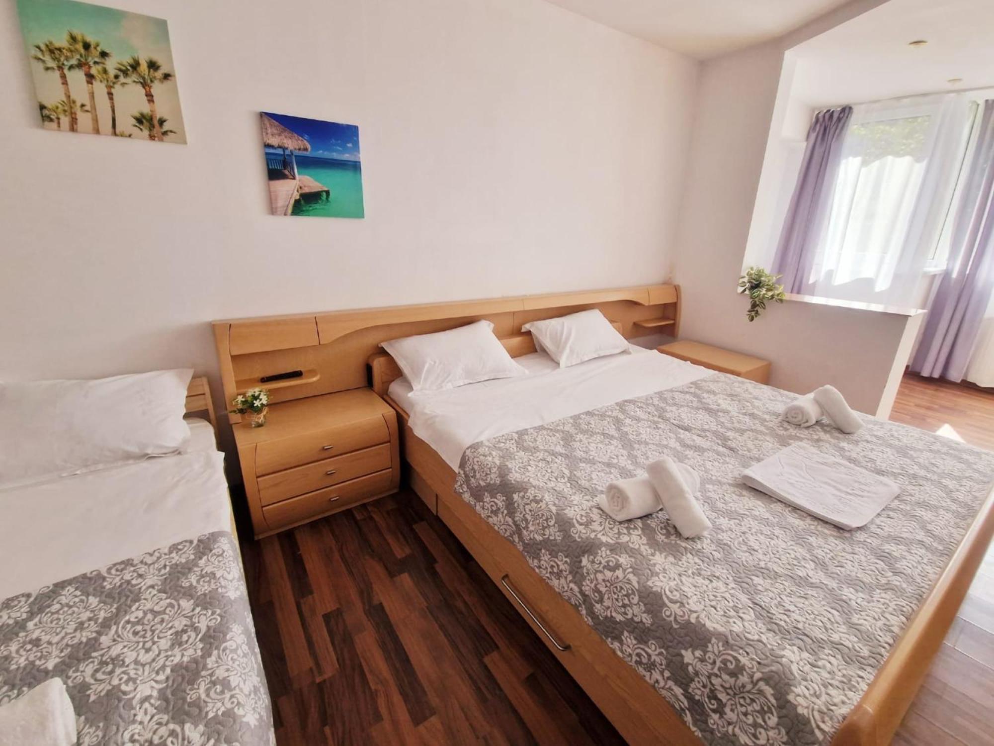 Stephanie Apartment-Centru Civic Brasov Ngoại thất bức ảnh