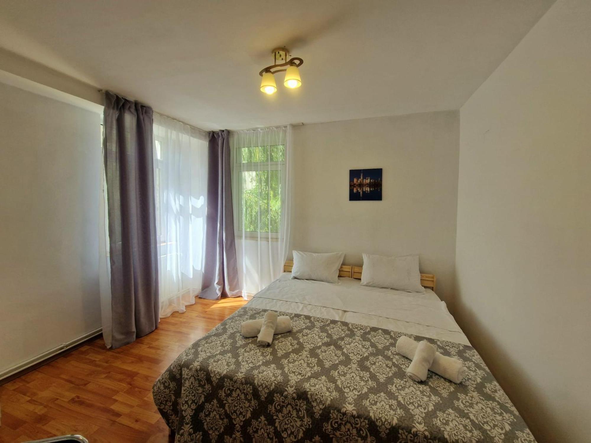 Stephanie Apartment-Centru Civic Brasov Ngoại thất bức ảnh