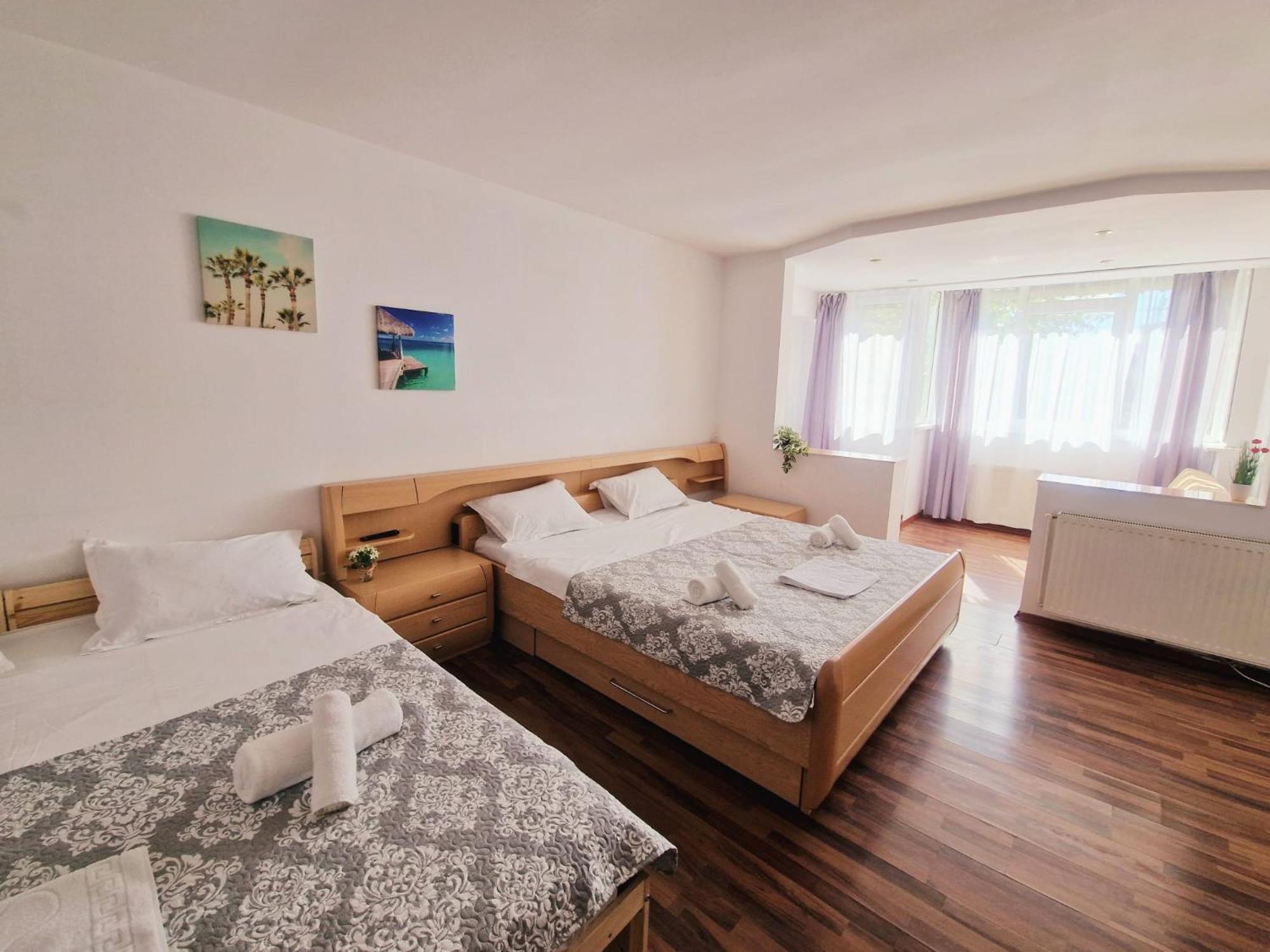 Stephanie Apartment-Centru Civic Brasov Ngoại thất bức ảnh