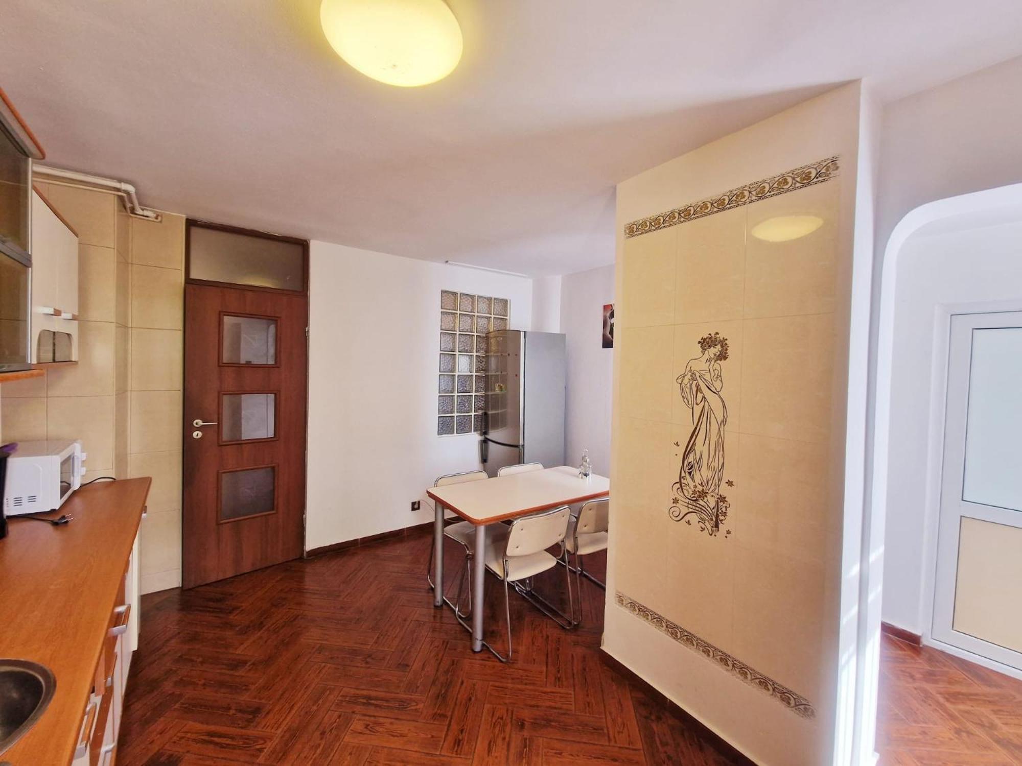 Stephanie Apartment-Centru Civic Brasov Ngoại thất bức ảnh
